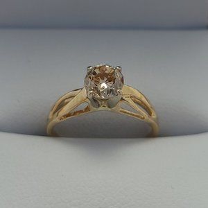 14K Yellow Gold Diamond Ring - 0.90 Carat 5.94 MM Light Brown